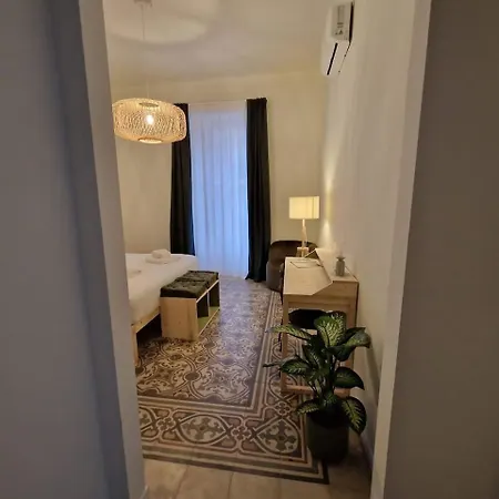 Lostabile & Coworking Guest house Bari
