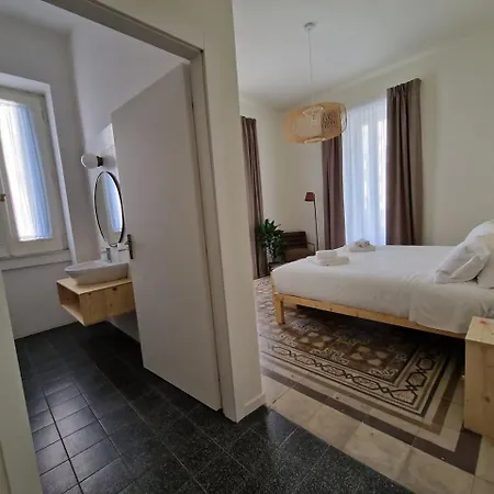 Lostabile & Coworking Guest house