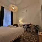 Gasthuis Lostabile & Coworking 3*
