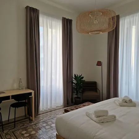 Lostabile & Coworking Penzion 4*