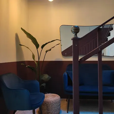 بيت ضيافة Lostabile & Coworking