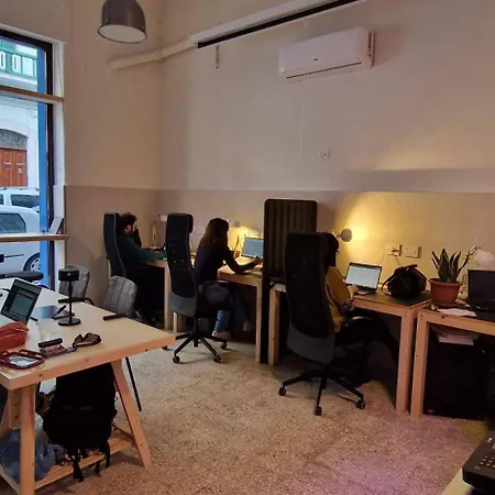 Lostabile & Coworking 4* Bari